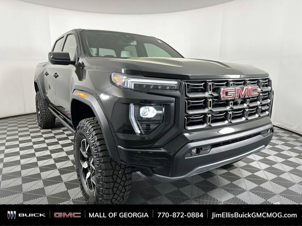 2025 GMC Canyon AT4 Crew Cab 4WD