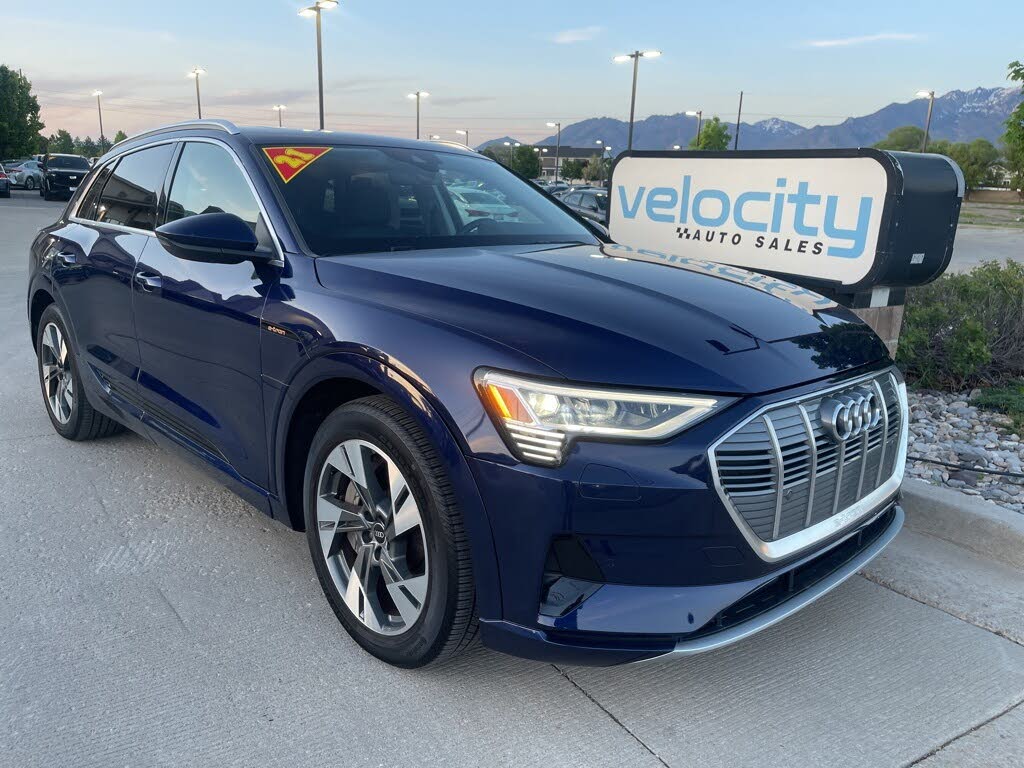 2021 Audi e-tron quattro Premium SUV