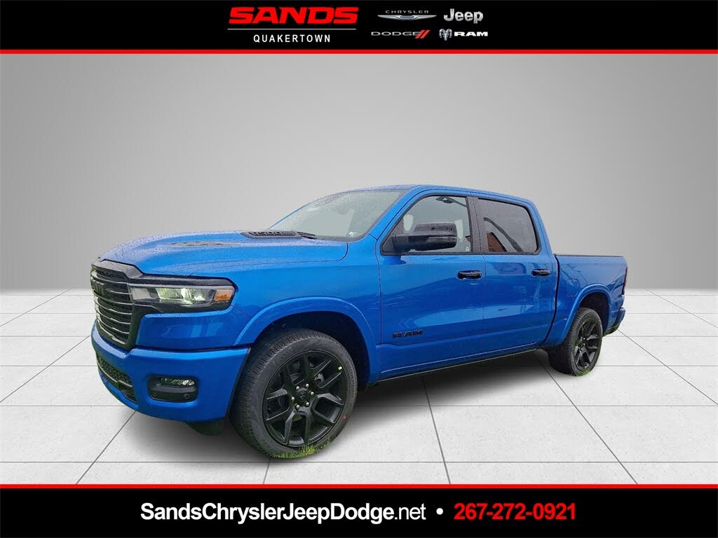 2025 RAM 1500 Laramie Crew Cab 4WD