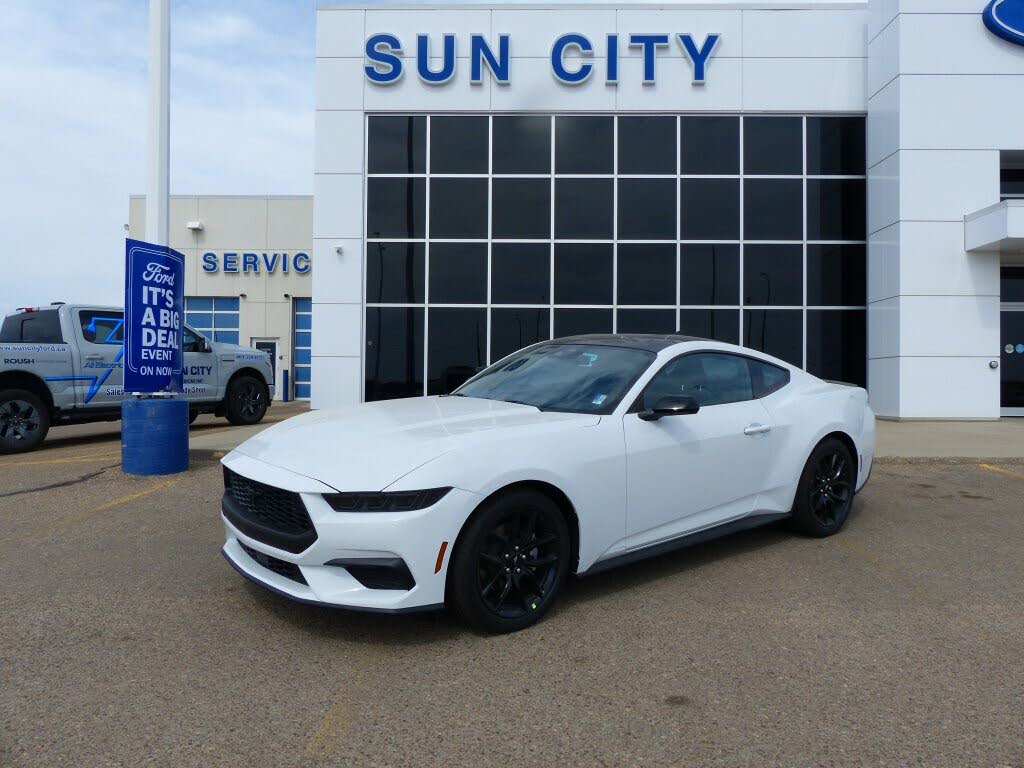 Ford Mustang EcoBoost Fastback RWD 2025