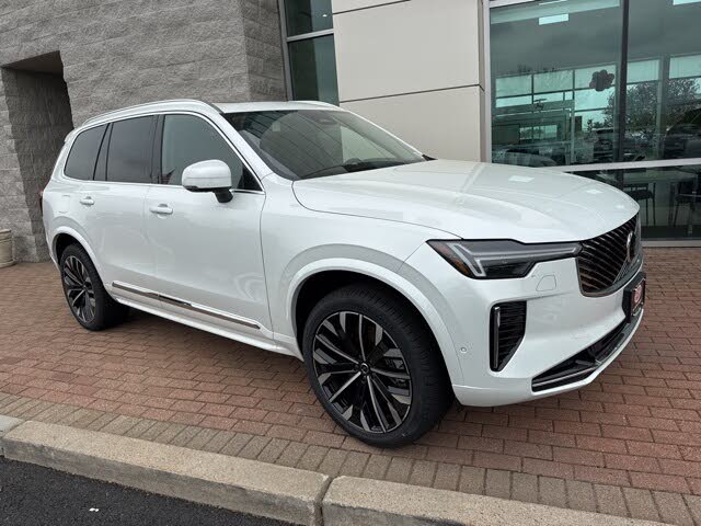 2025 Volvo XC90 Recharge T8 Plus Bright Theme 7-Passenger eAWD