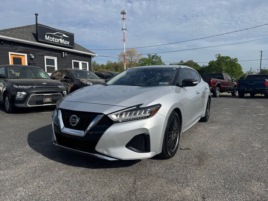 2019 Nissan Maxima S FWD
