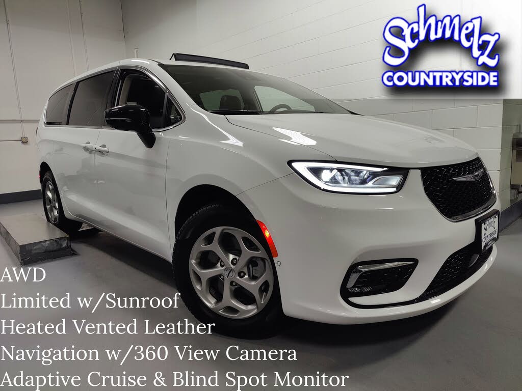 2024 Chrysler Pacifica Limited AWD