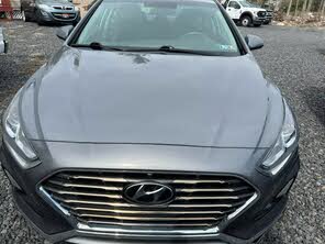 Hyundai Sonata SE FWD