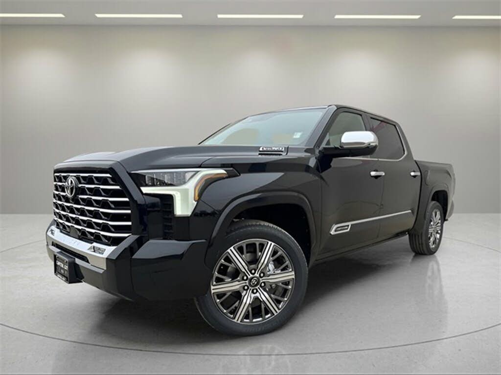 2025 Toyota Tundra Hybrid Capstone HV CrewMax Cab 4WD
