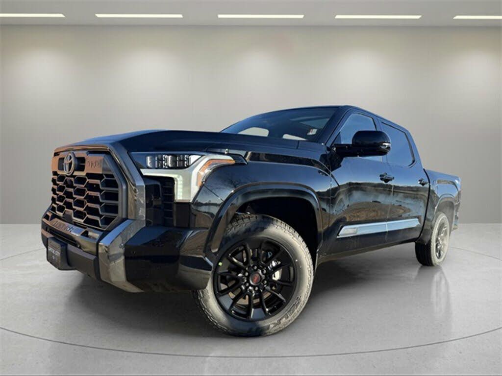 2025 Toyota Tundra Platinum CrewMax Cab 4WD