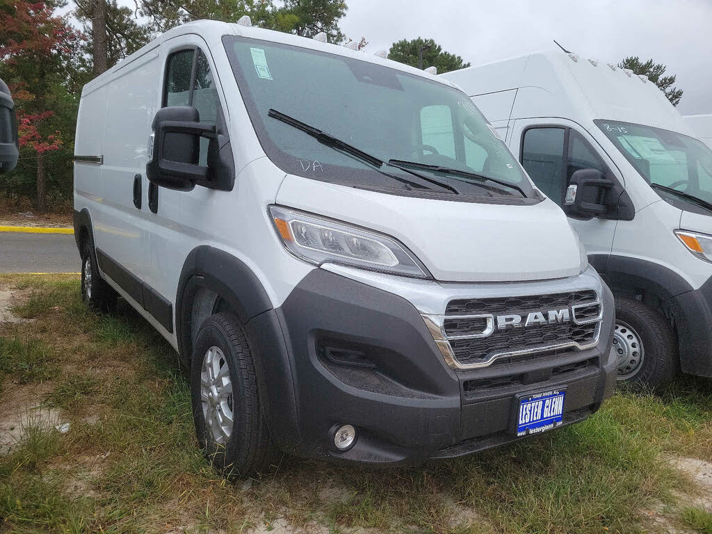 2024 RAM ProMaster 1500 SLT 136 Low Roof Cargo Van FWD