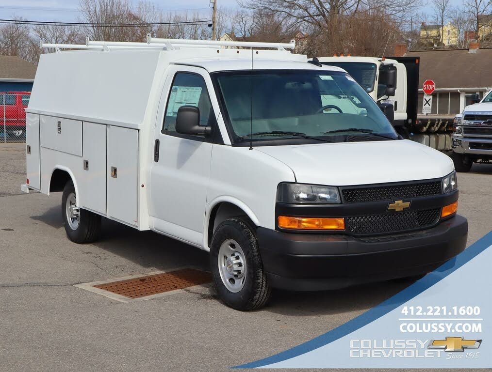 2025 Chevrolet Express Chassis 3500 Cutaway 139