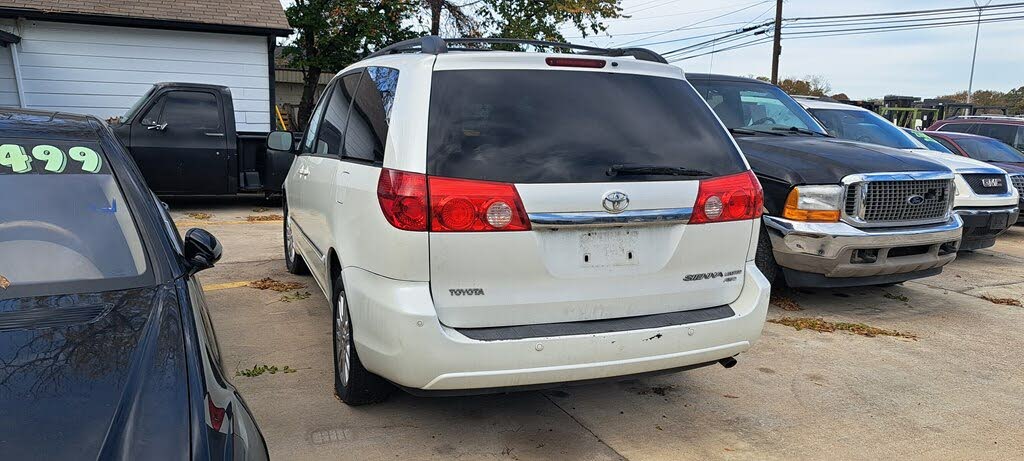 2009 Toyota Sienna XLE