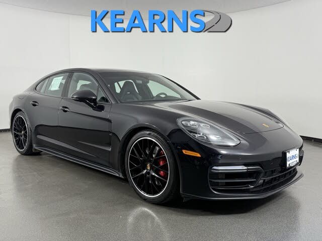 2021 Porsche Panamera GTS AWD