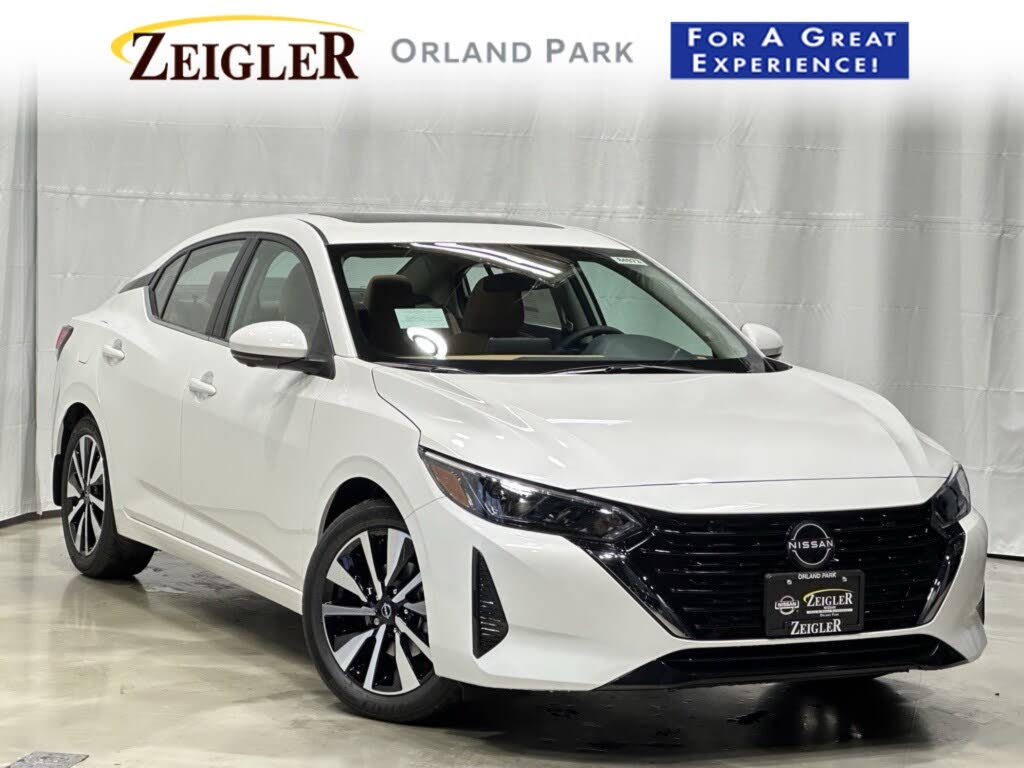 2025 Nissan Sentra SV FWD