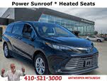 Toyota Sienna Woodland Edition 7-Passenger AWD