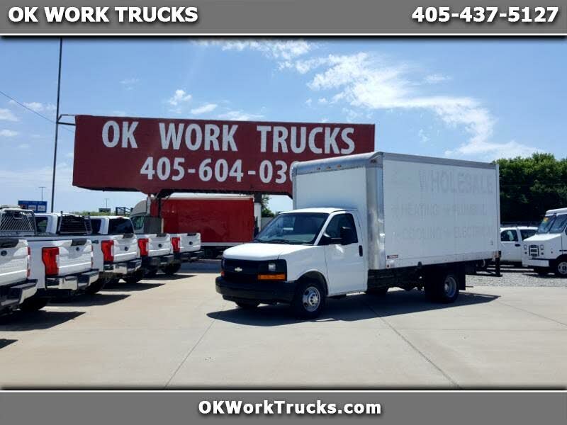 2015 Chevrolet Express Chassis 3500 159 Cutaway with 1WT RWD