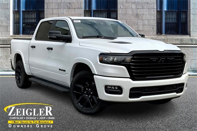 2025 RAM 1500 Laramie Crew Cab 4WD