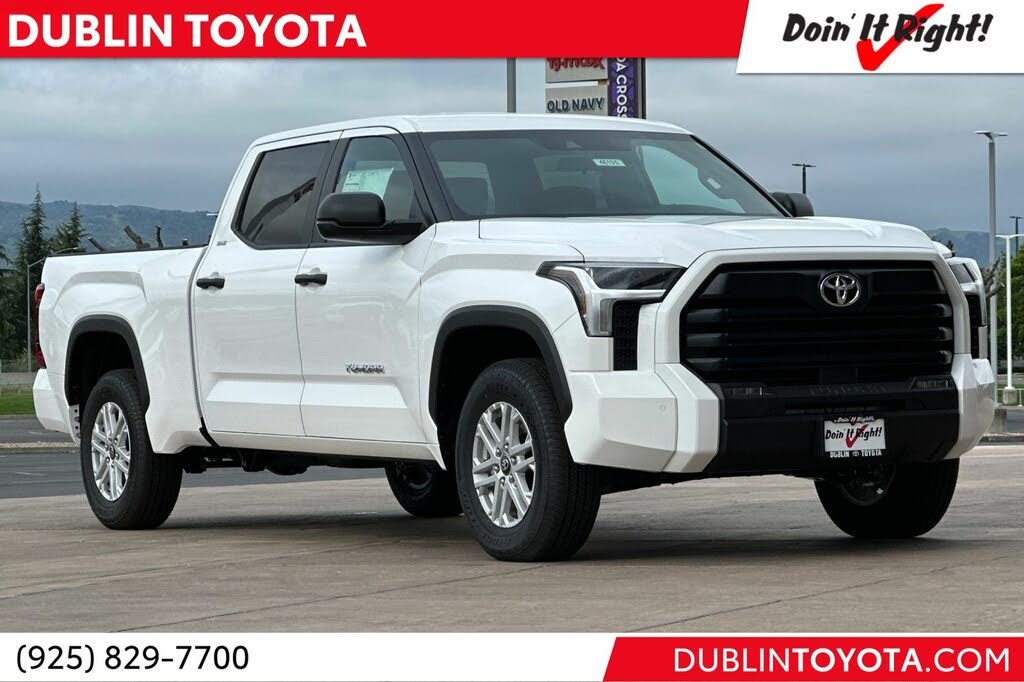2025 Toyota Tundra SR5 CrewMax Cab LB 4WD