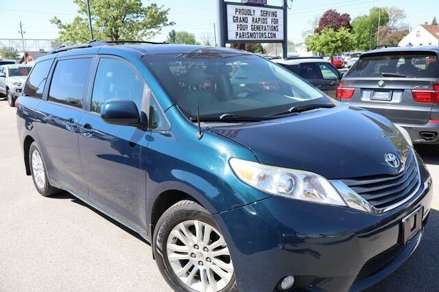 2011 Toyota Sienna 7-Passenger V6 FWD