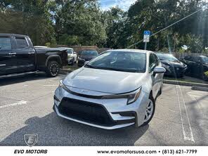 Toyota Corolla SE FWD
