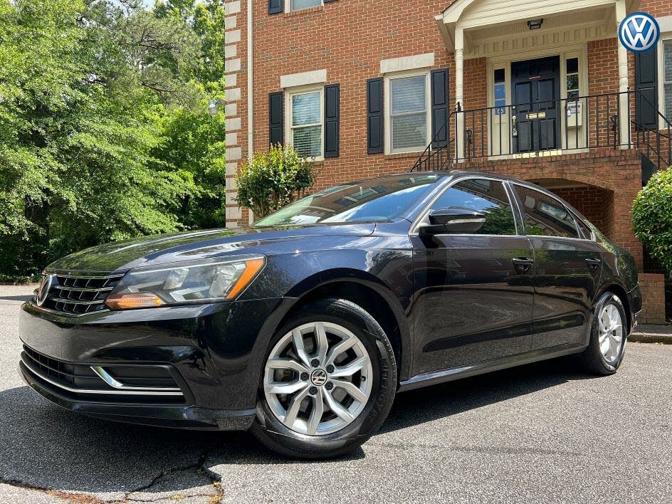 2018 Volkswagen Passat 2.0T S FWD