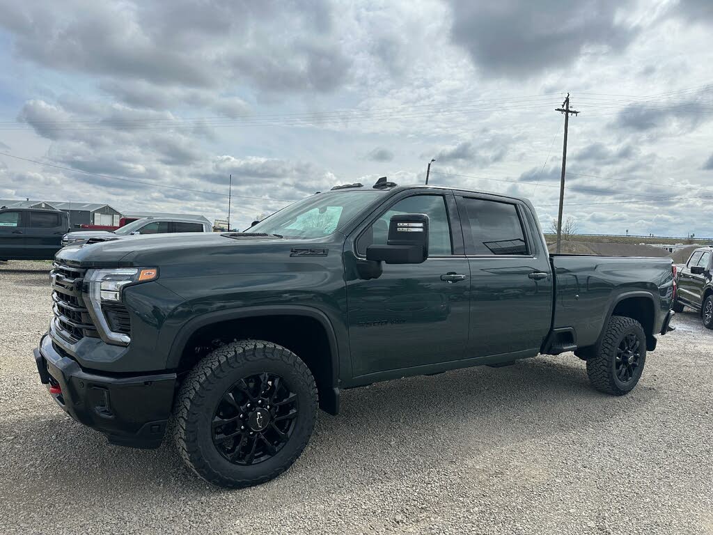 2025 Chevrolet Silverado 3500HD LTZ Crew Cab 4WD