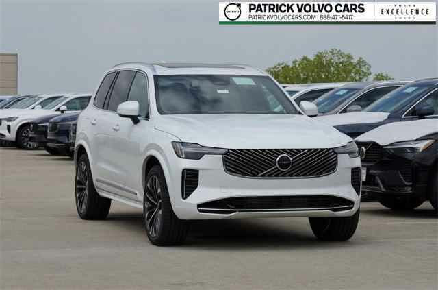 2025 Volvo XC90 T8 Core Bright Theme eAWD