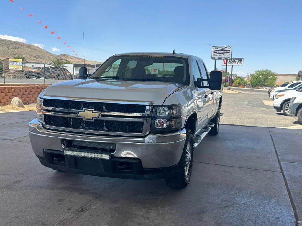 2011 Chevrolet Silverado 2500HD LT Crew Cab 4WD