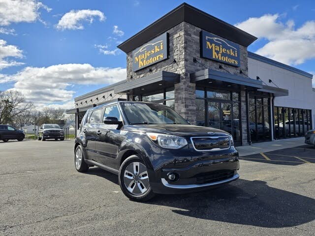 2017 Kia Soul EV + FWD