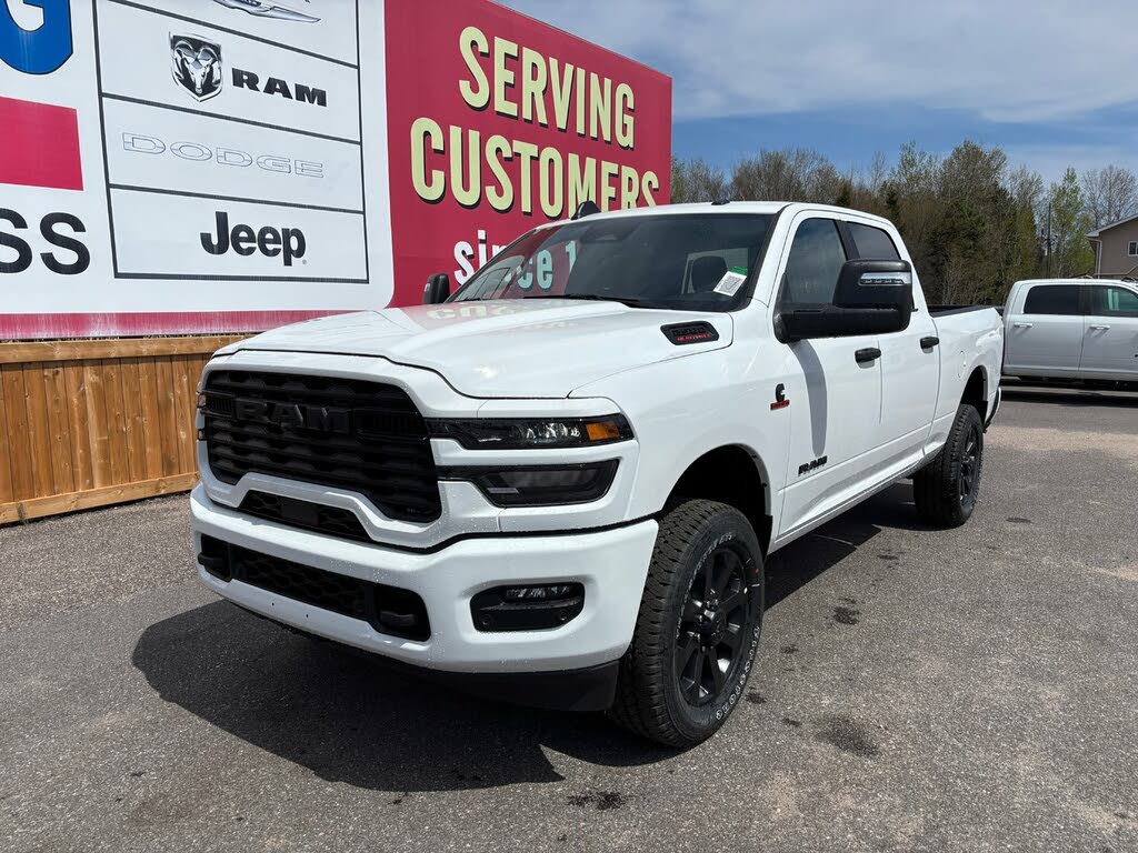 2025 RAM 2500 Big Horn Crew Cab 4WD