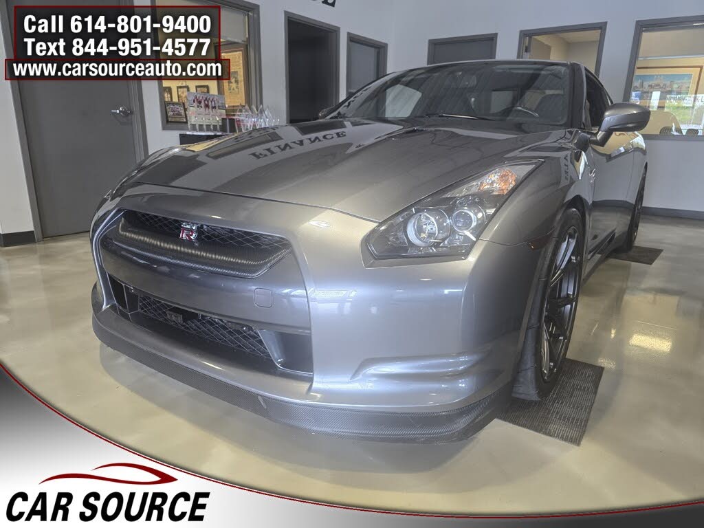 2009 Nissan GT-R Premium AWD