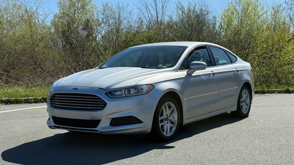 2014 Ford Fusion SE