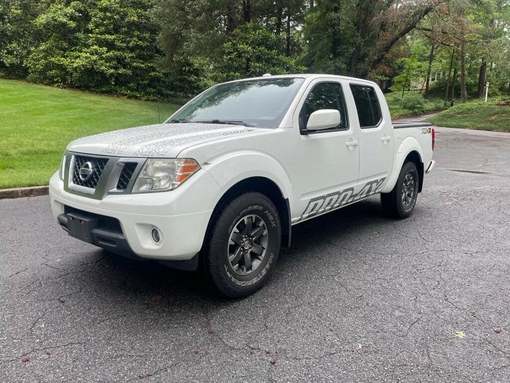 2016 Nissan Frontier PRO-4X Crew Cab 4WD