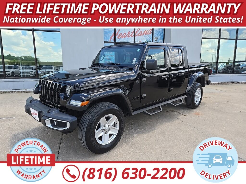 2022 Jeep Gladiator Sport