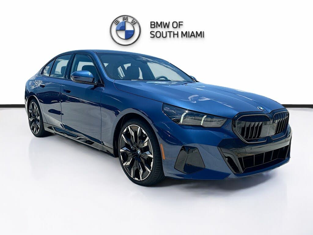 2025 BMW 5 Series 530i RWD