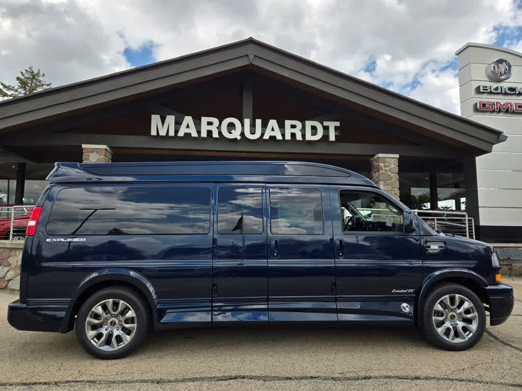 2025 GMC Savana Cargo 2500 RWD