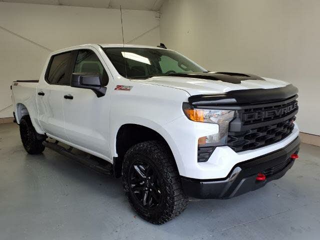 2024 Chevrolet Silverado 1500 Custom Trail Boss Crew Cab 4WD