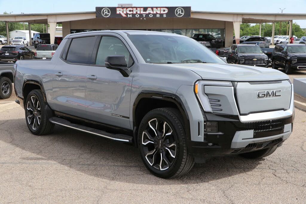 2025 GMC Sierra EV Denali Crew Cab (Extended Range) e4WD