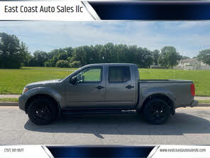 Nissan Frontier SV Crew Cab 4WD