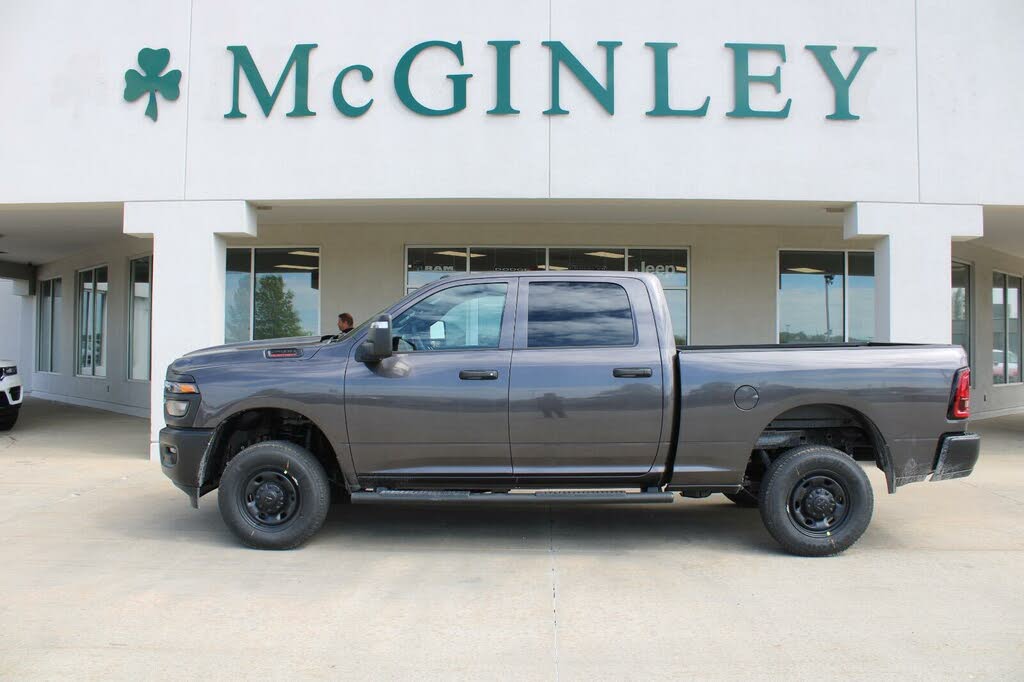2025 RAM 2500 Tradesman Crew Cab 4WD
