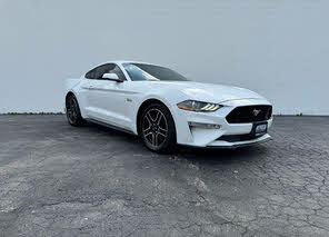 Ford Mustang GT Premium Coupe RWD