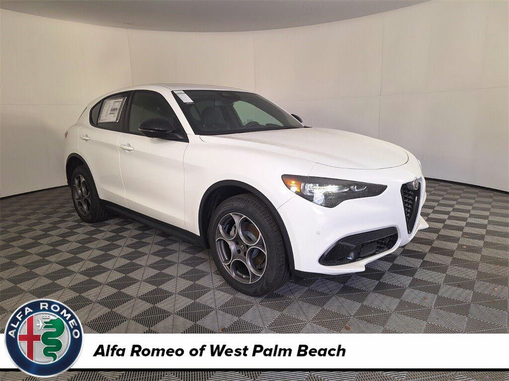 2025 Alfa Romeo Stelvio AWD