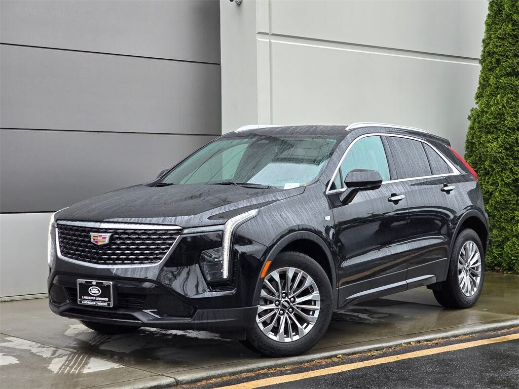 2025 Cadillac XT4 Premium Luxury AWD