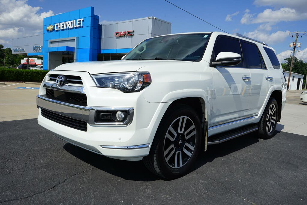 2020 Toyota 4Runner SR5 RWD