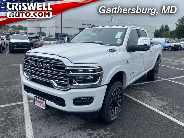 2025 RAM 3500 Limited Crew Cab 4WD