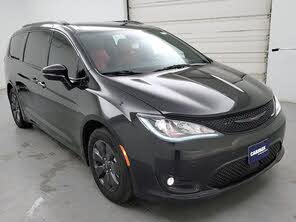 Chrysler Pacifica Hybrid Limited Red S FWD