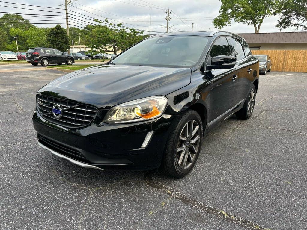 2016 Volvo XC60 T6 Drive-E Platinum FWD