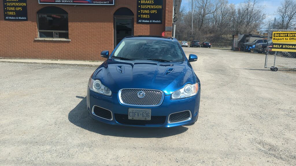 Jaguar XF XFR RWD 2010