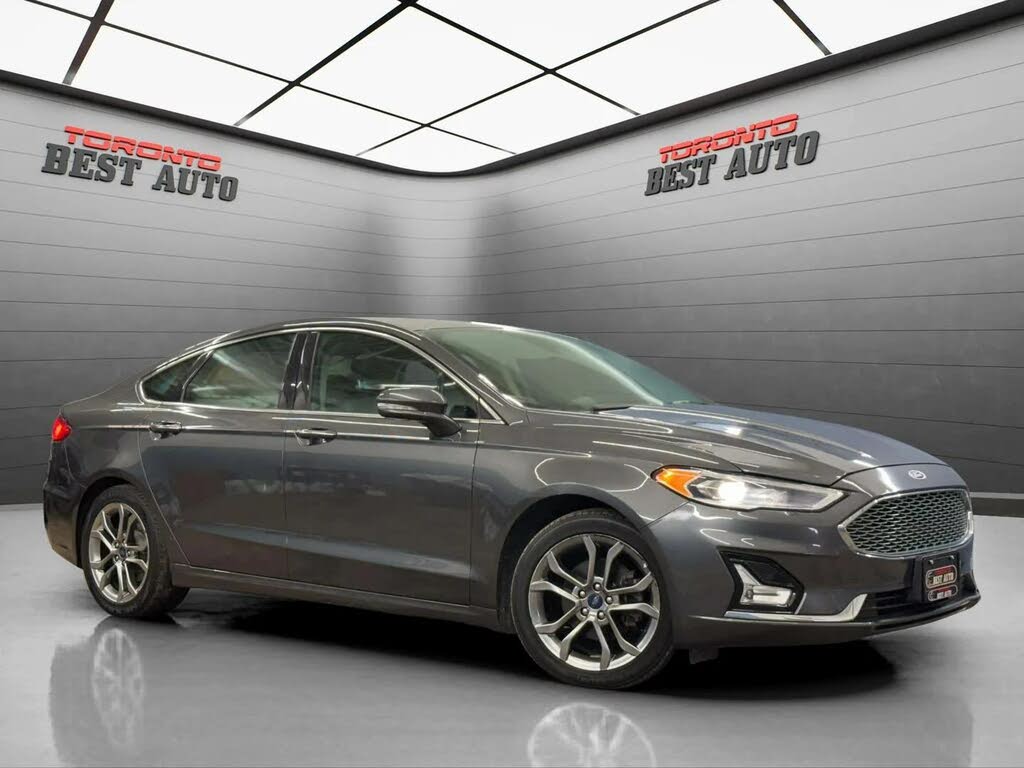 Ford Fusion Hybrid Titanium FWD 2020