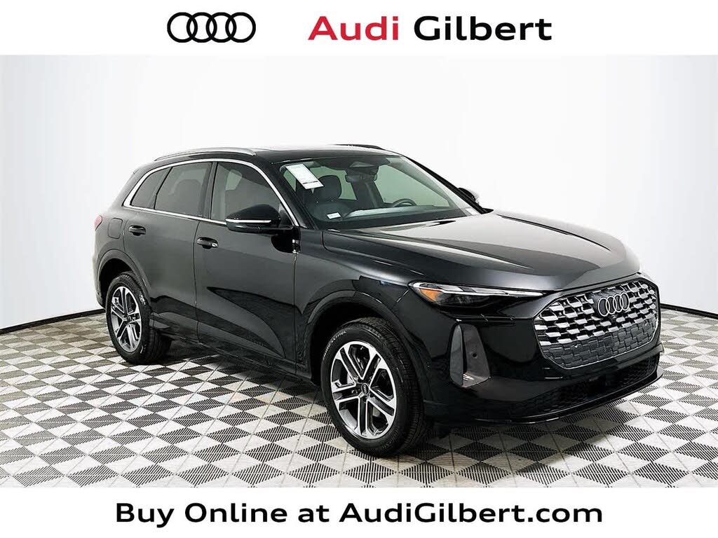 2025 Audi Q5 quattro Premium 40 TFSI