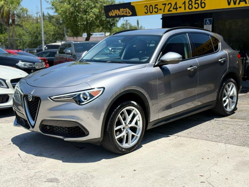 2019 Alfa Romeo Stelvio Sport RWD
