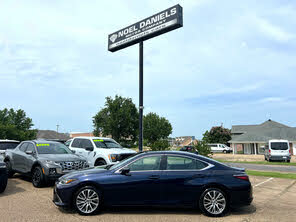 Lexus ES 350 FWD