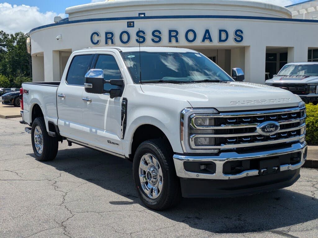 2025 Ford F-350 Super Duty Lariat Crew Cab 4WD